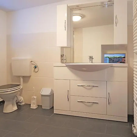 Spacious Haven In Wildemann, Cleaning Included بيت للعطل